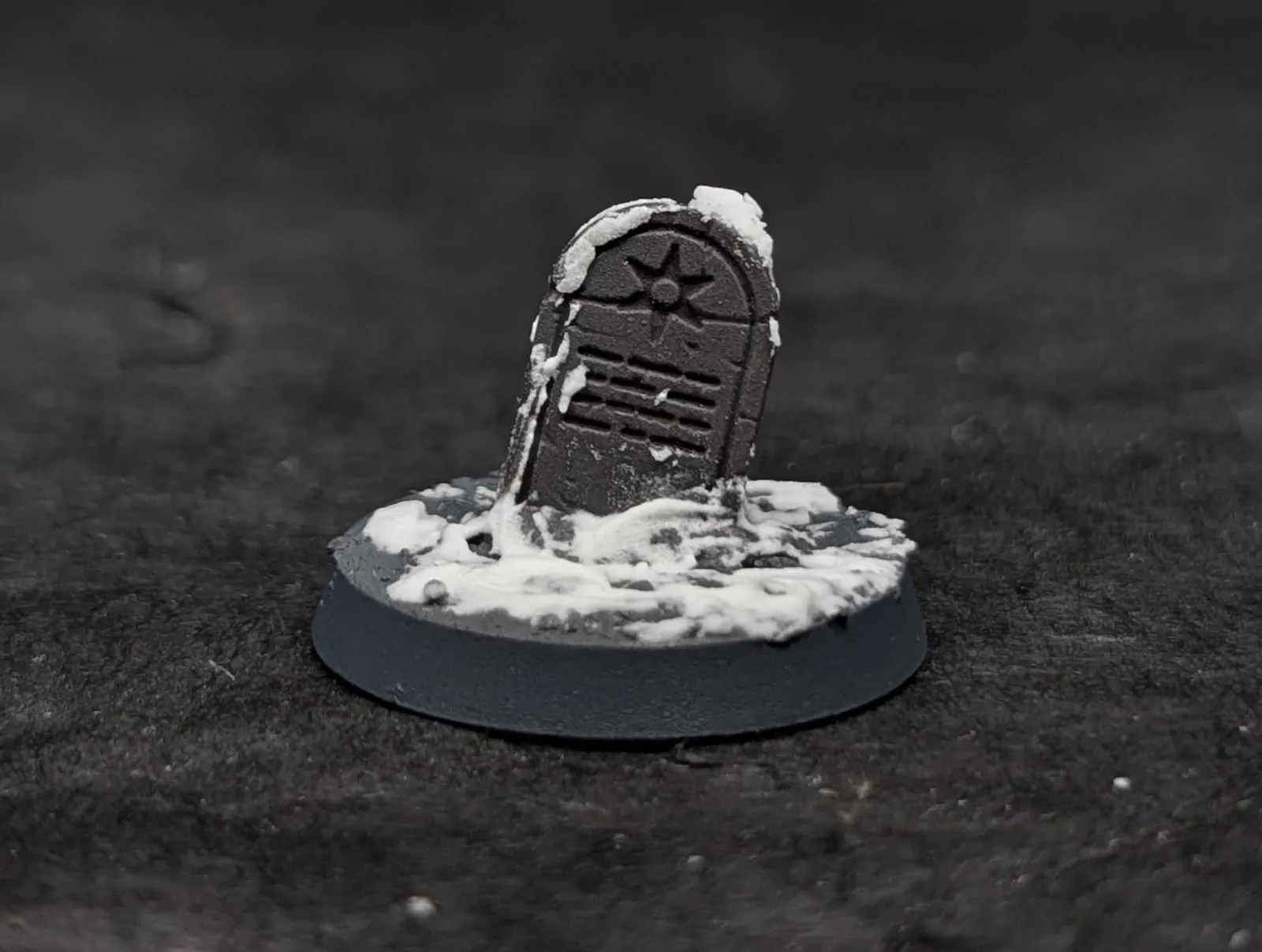 Exemple de socle personnalisé pour figurine